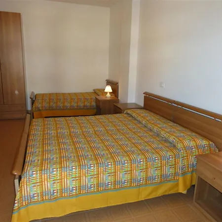 Family Flat Close To The Daire
