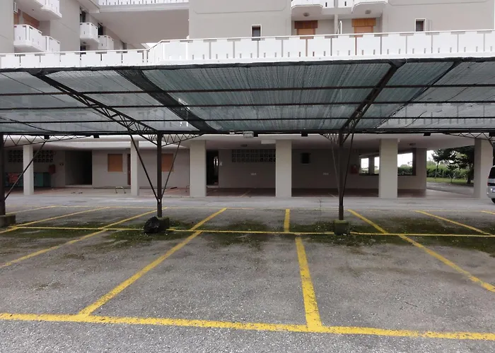 Family Flat Close To The Апартаменти