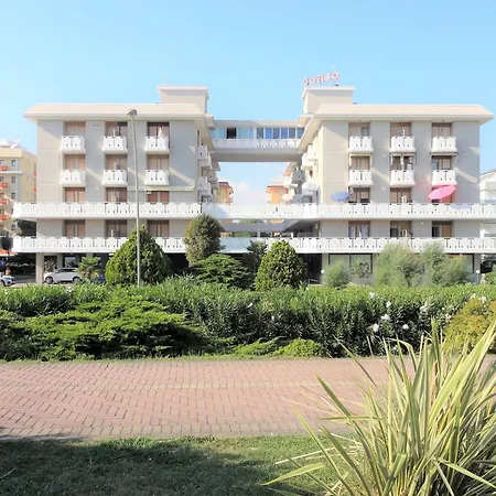 Daire Family Flat Close To The *